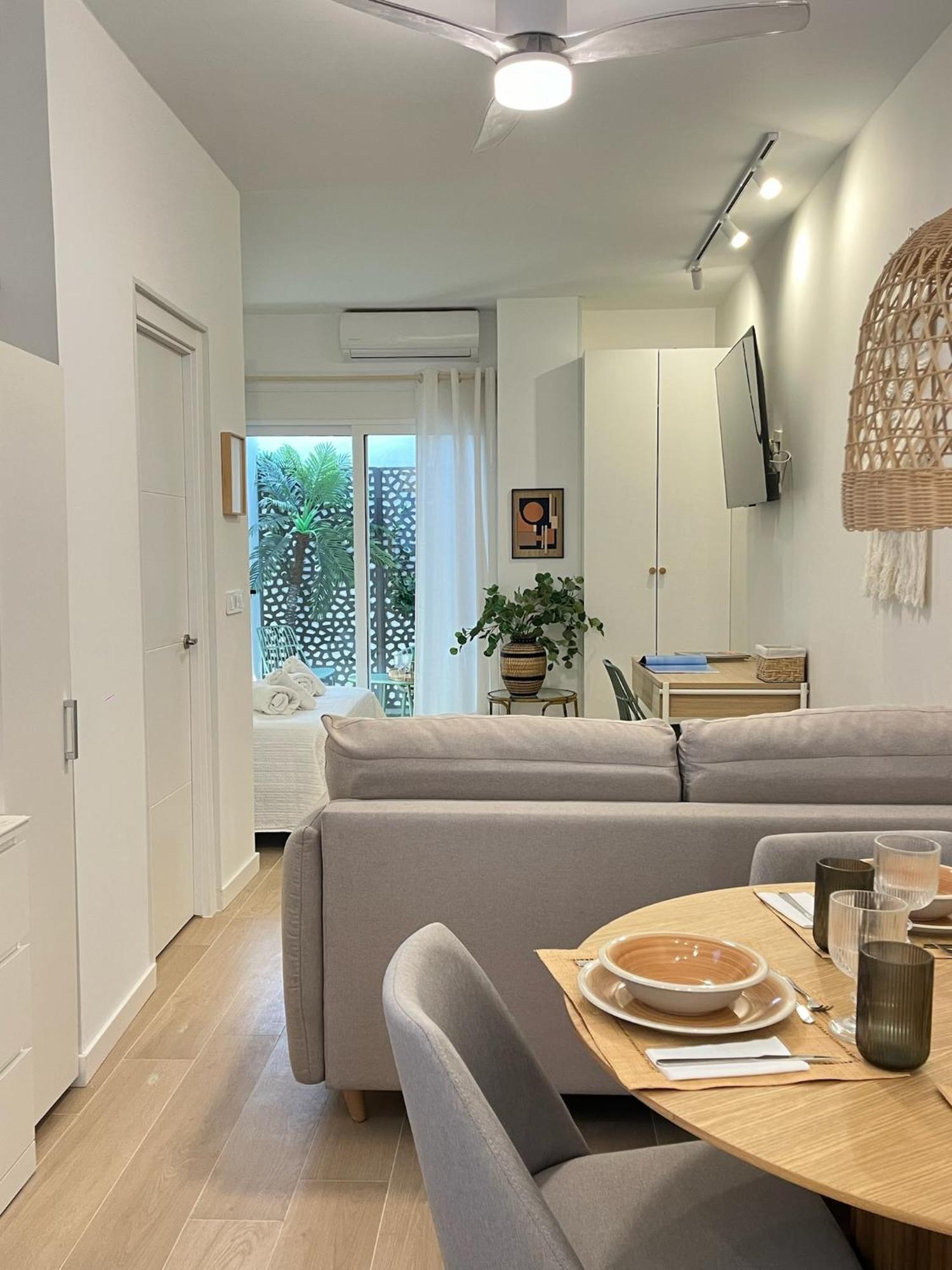 Loft Con Wifi Lavadora Secadora Cama Agradable Muy Proximo Valencia公寓 外观 照片