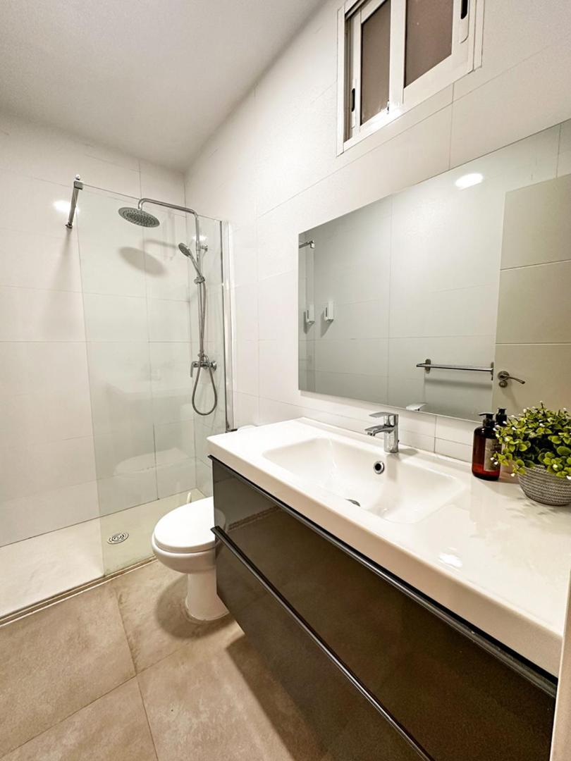 Loft Con Wifi Lavadora Secadora Cama Agradable Muy Proximo Valencia公寓 外观 照片