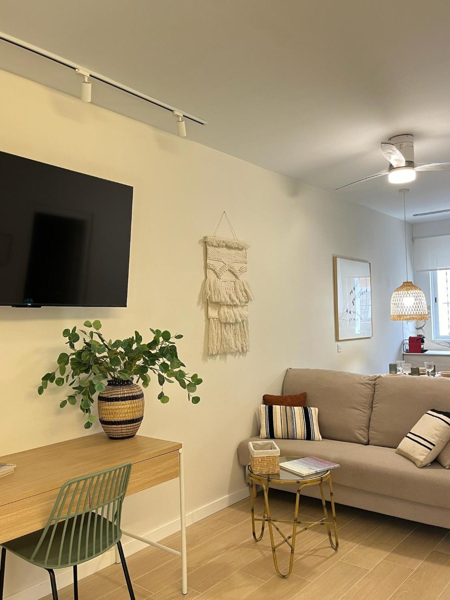 Loft Con Wifi Lavadora Secadora Cama Agradable Muy Proximo Valencia公寓 外观 照片