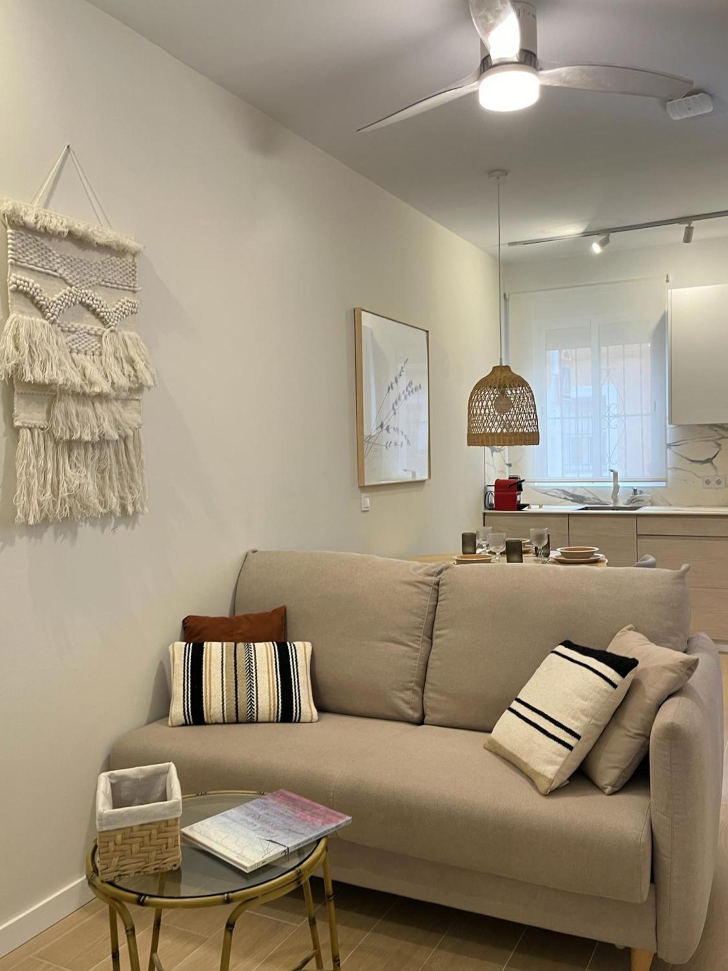 Loft Con Wifi Lavadora Secadora Cama Agradable Muy Proximo Valencia公寓 外观 照片